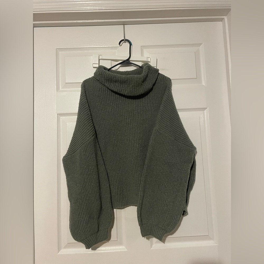 Green Oversized Turtle Neck Sweater
